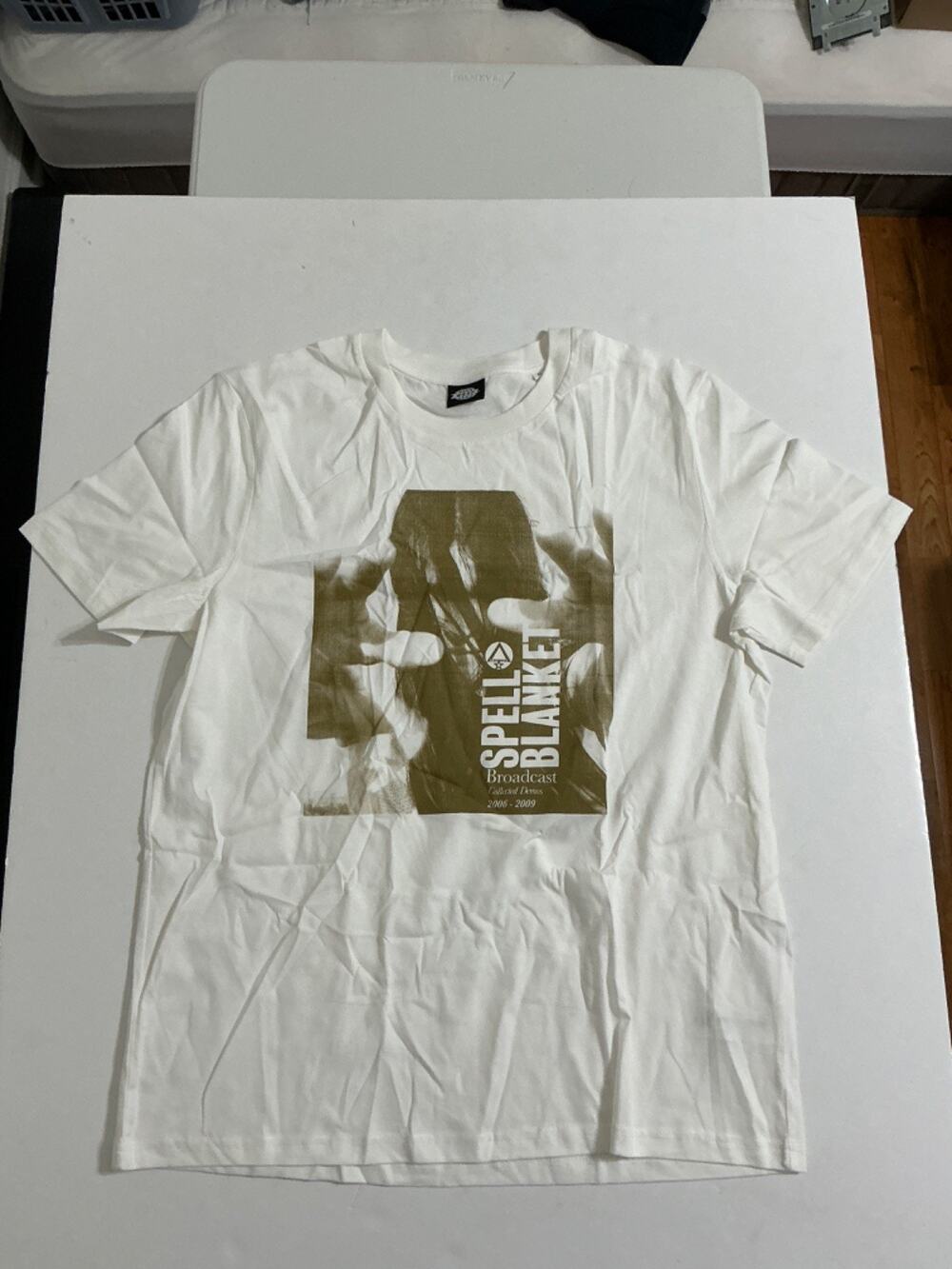 Broadcast Spell Blanket T-Shirt XL White Warp Records Collected Demos Band Tee